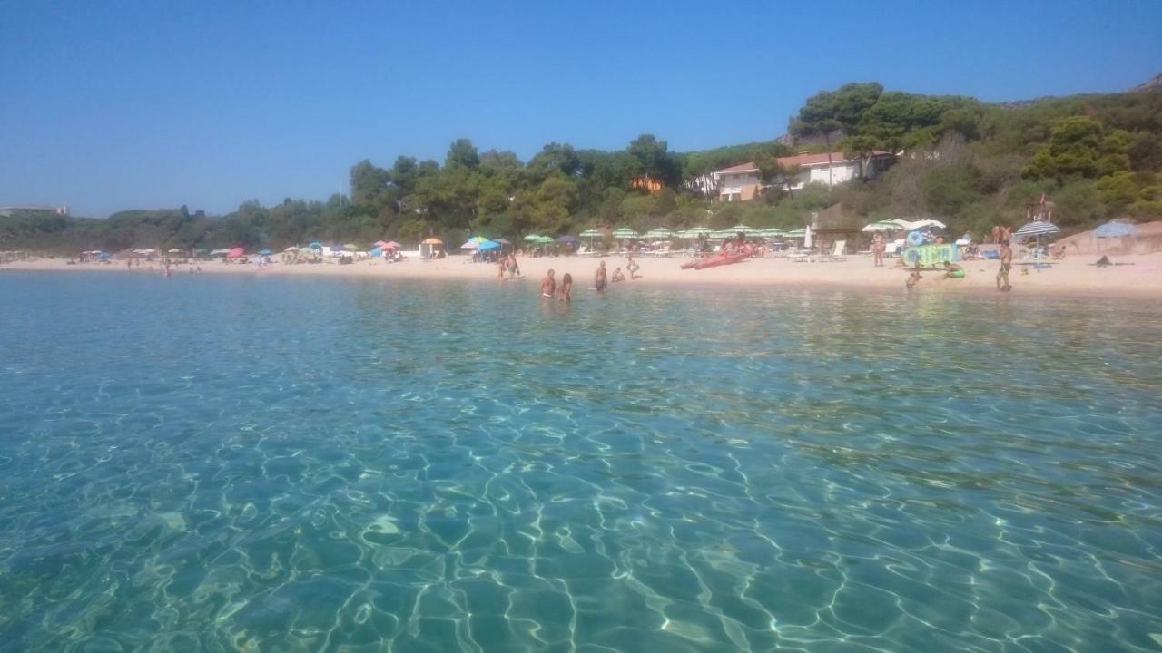Villa Annuz Santa Margherita di Pula Eksteriør billede