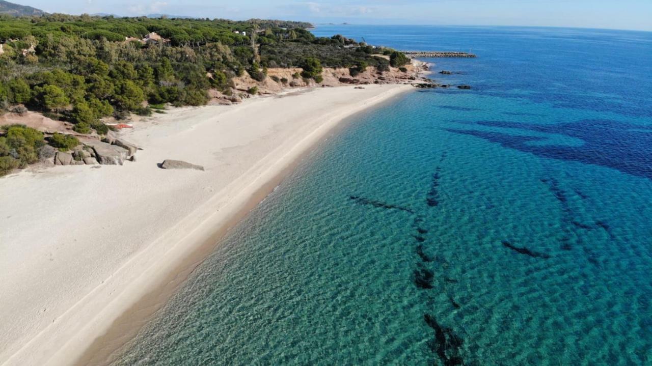 Villa Annuz Santa Margherita di Pula Eksteriør billede